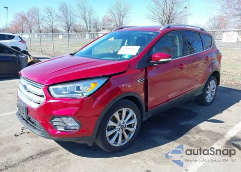 2017 Ford Escape Titanium из США, поврежденный, VIN 1FMCU9J93HUC71671